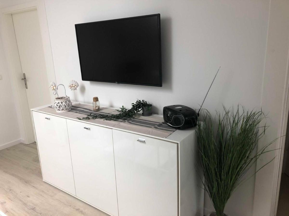 Ferienwohnung Voelker Haven Екстер'єр фото